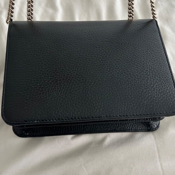 GUCCI Interlocking G Shoulder Bag - Picture 4 of 4